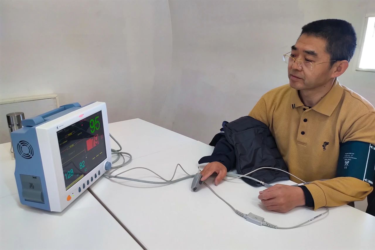 张琨011.jpg 张琨011.jpg